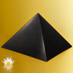 Schungit Pyramide 25 cm gross - poliert